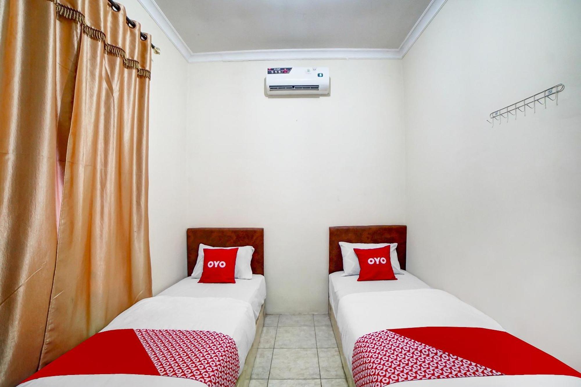 Oyo 91199 Felicia Homestay Medan Ngoại thất bức ảnh