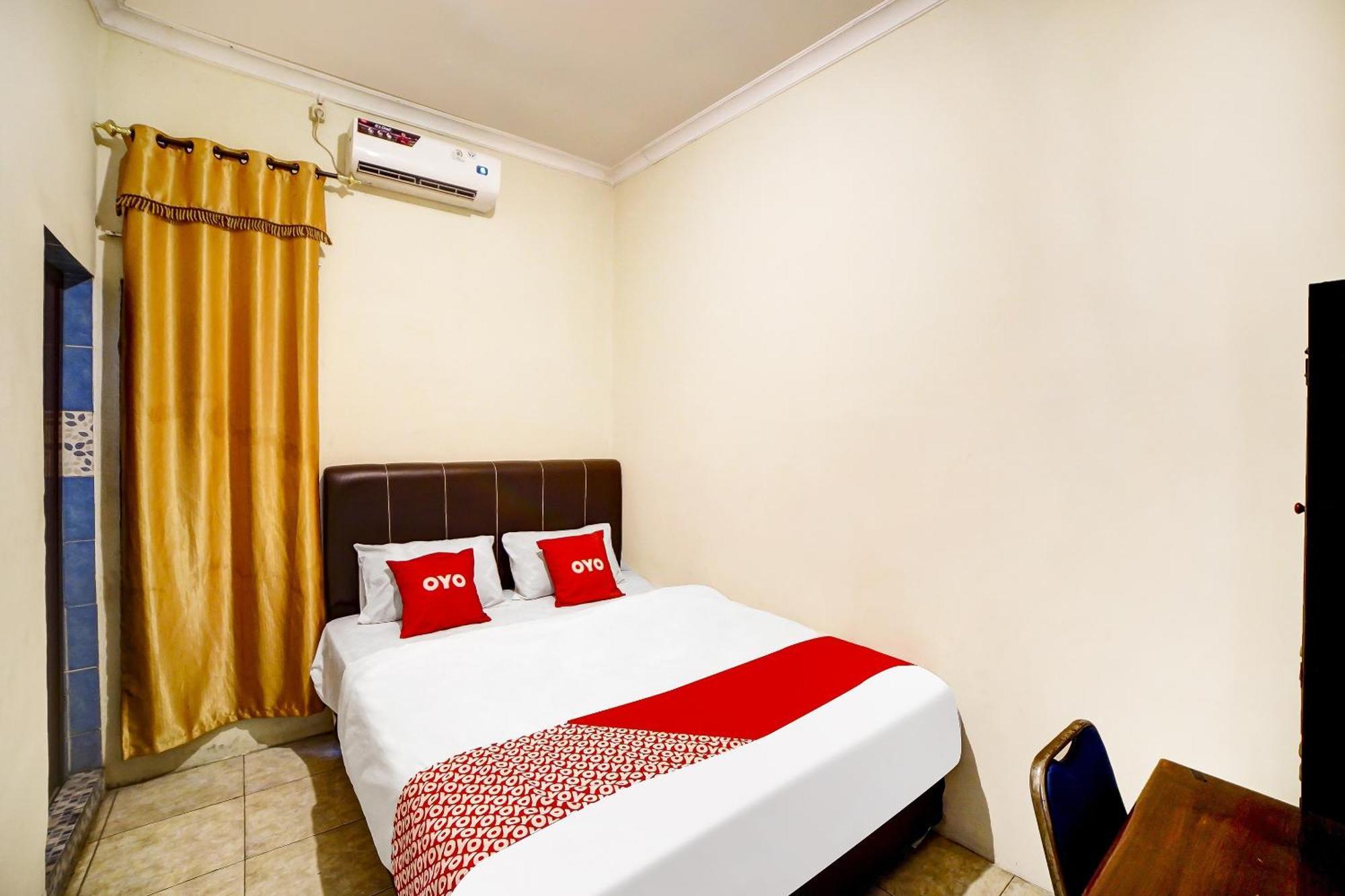 Oyo 91199 Felicia Homestay Medan Ngoại thất bức ảnh
