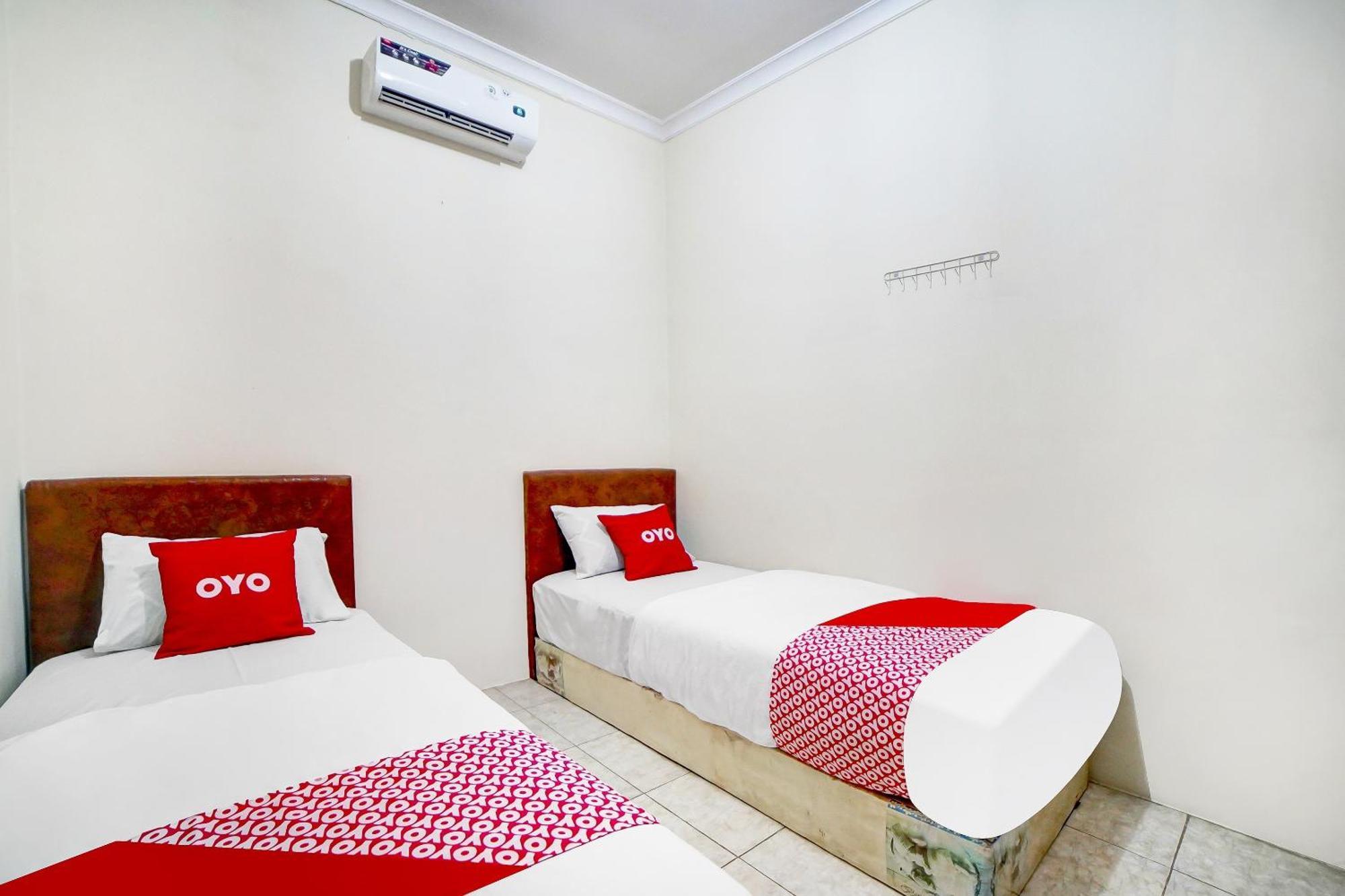 Oyo 91199 Felicia Homestay Medan Ngoại thất bức ảnh