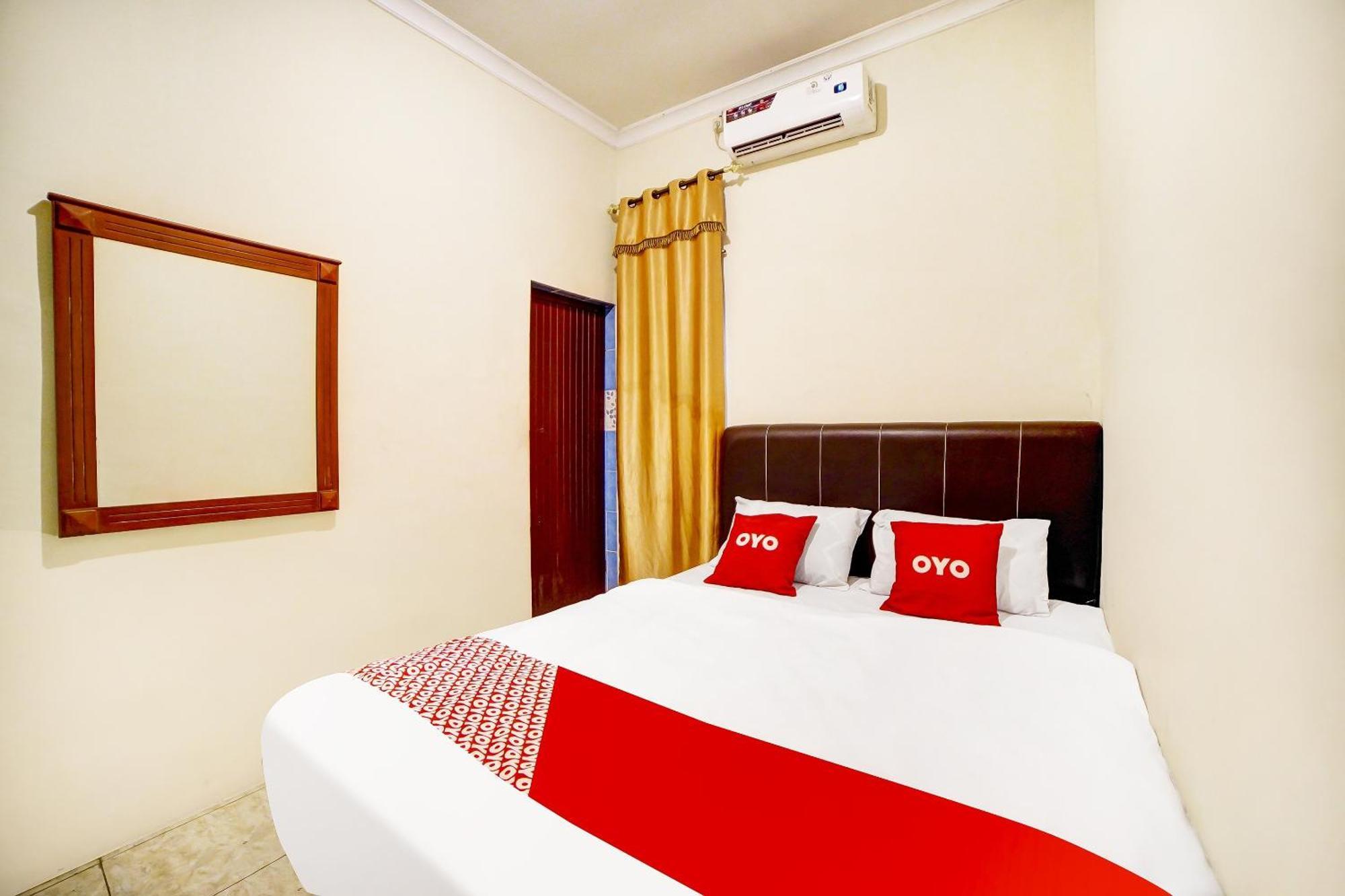 Oyo 91199 Felicia Homestay Medan Ngoại thất bức ảnh