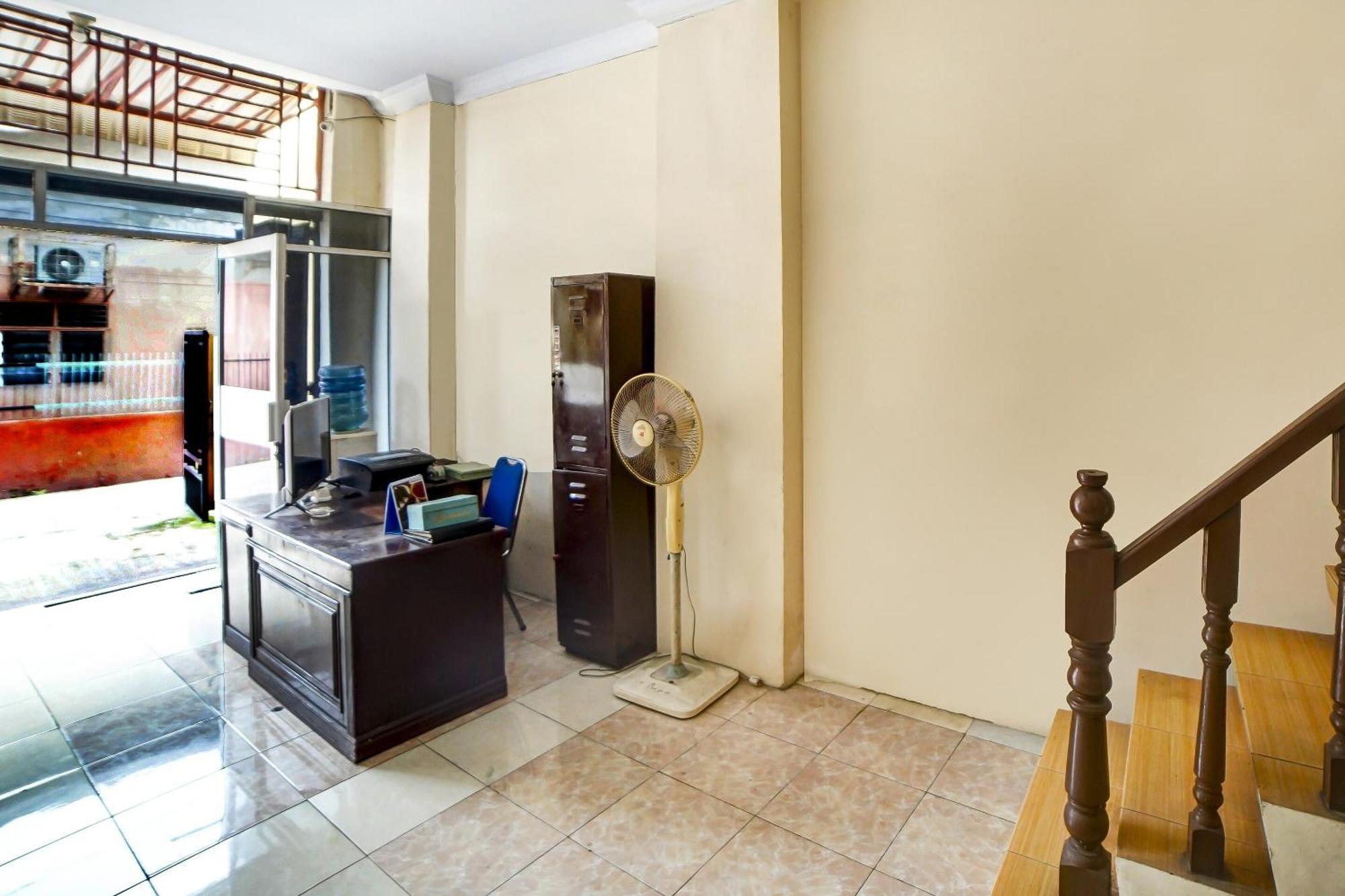 Oyo 91199 Felicia Homestay Medan Ngoại thất bức ảnh