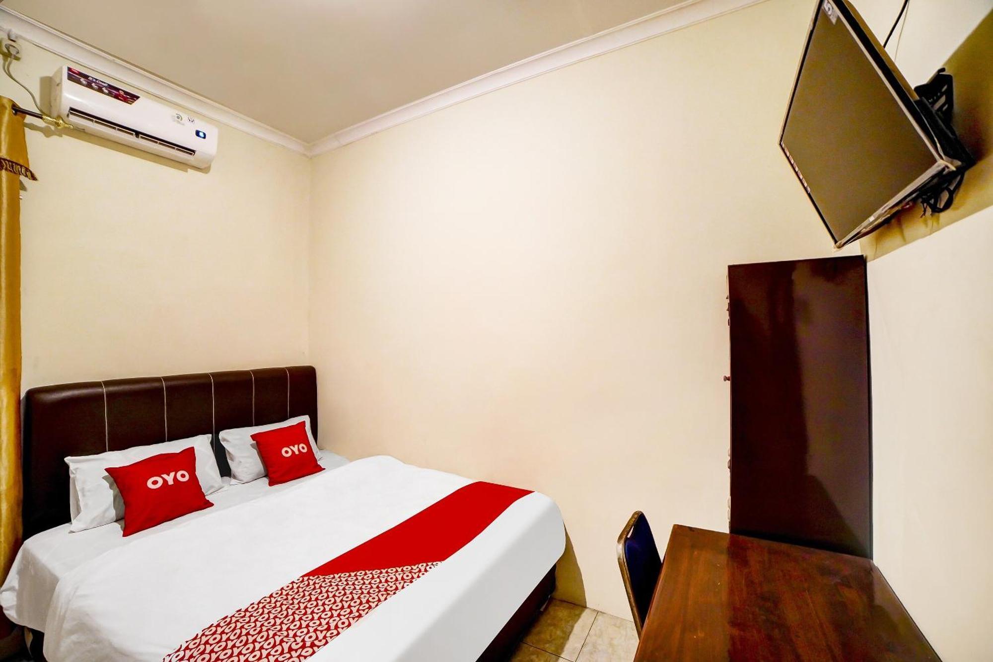 Oyo 91199 Felicia Homestay Medan Ngoại thất bức ảnh